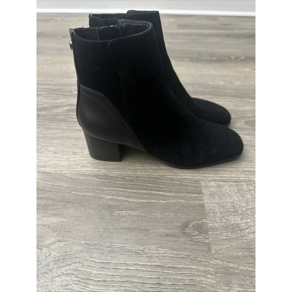 Size 8 Women's Donald Pliner Women's Kelsee Suede Ankle Boot
